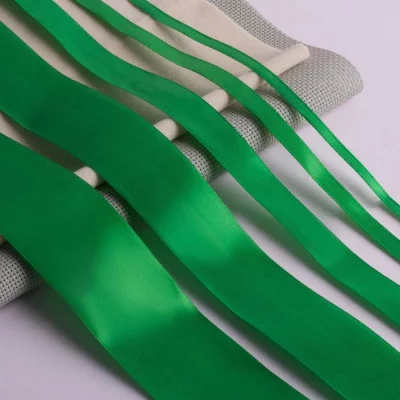 Лента атласная 1 см*25±1ярд №19 зелёный АУ 2611775