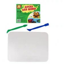 ДОСКА ДЛЯ ЛЕПКИ БЕЗ БОРТА А5 + 2 стека, белая (ДЛ-4993) ДЛ-4993