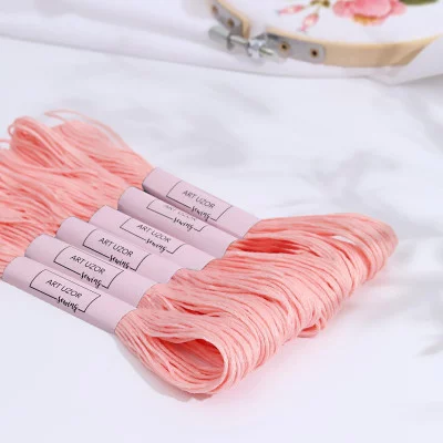 Нитки мулине 8±1м №3713 цена за шт светло-розовый АУ 4685556