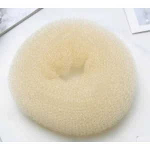 Валик-резинка для создания пучка 4х7см бежевый 601352