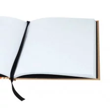 Скетчбук 48л. ДЕВУШКА И ГОНКИ 48-3003 7БЦ матовая ламинация ляссе лен резинка 165х165мм