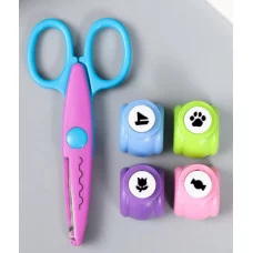 Набор для скрапбукинга Зигзаги ножницы фигурные 15,5 см+4 дырокола d=1,2 см10х23 см МИКС 9615356