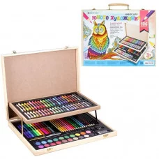 Набор для юного художника 106 предметов в деревянном чемодане DV-11408