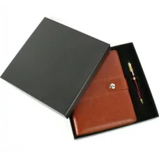 Набор подарочный: Ежедневник на кольцах А5 + ручка (коричневый) DV-6753BN