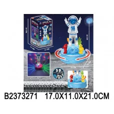 Робот "Космонавт" на бат., свет. и звук. эффекты, вращение, размер игрушки: 12*12*22 см, в/к 11*17*21 см 2373271