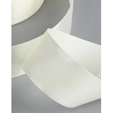 Лента атласная №02 25мм*25±1ярд(23м±1м) светло-бежевый 5052089