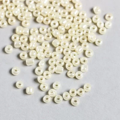 Бисер "Zlatka" 08/0, 3 мм, 10 г 0142 кремовый 9317264