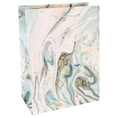 Dream cards Пакет подарочный с мат. лам.  мягкими ручками и глиттером 18 x 23 x 10 см (M) Волшебная зима, 210 г ПКП-3749