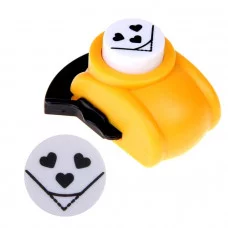 Дырокол фигурный для углов "3 сердечка" 7х6,5х4 см 125592